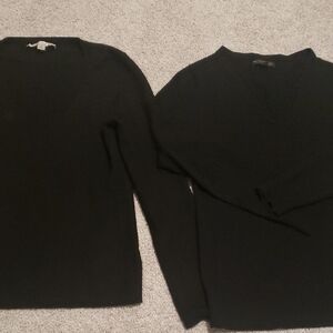Banana Republic Women's Black V-Neck Sweaters